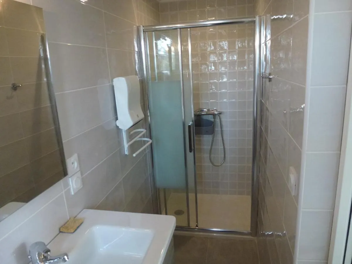 Apartment Studio De Charme, Piscine Et Mer A Pieds Six-Fours-les-Plages