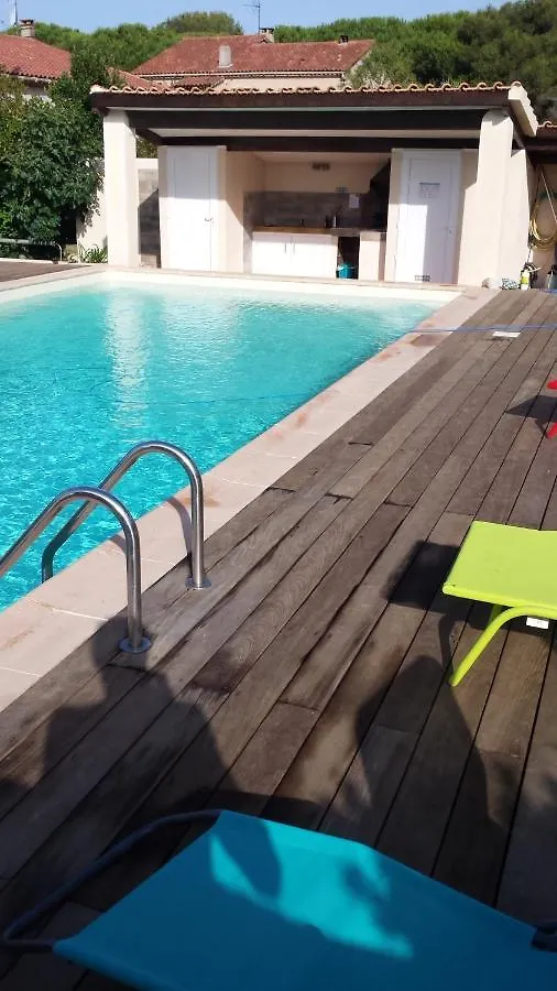 Studio De Charme, Piscine Et Mer A Pieds Six-Fours-les-Plages 0*,